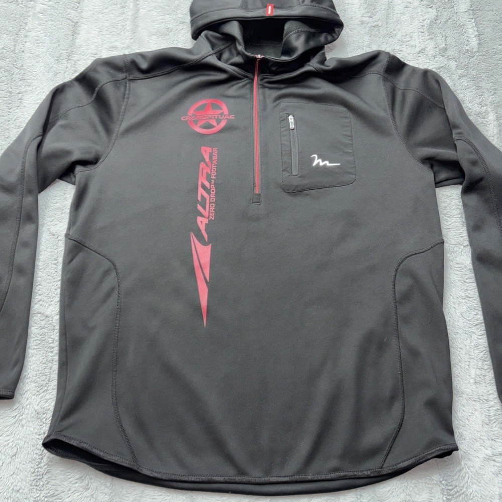 Freemotion Altra Running Women's  Lg‎ crossfituac fleece lined hoodie Black/red